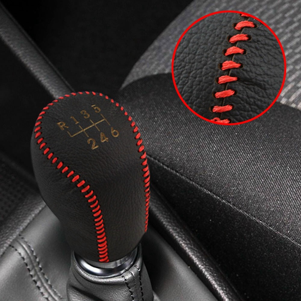 Bọc cần số xe Hyundai Creta 2021 2022 2023 Da Đen Chỉ Đỏ, Da Bò Thật, Đường may tinh tế thẩm mỹ