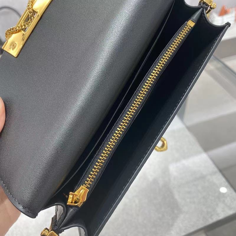 Túi C.Kkk khoá xích nhiều ngăn size 20cm Full Box