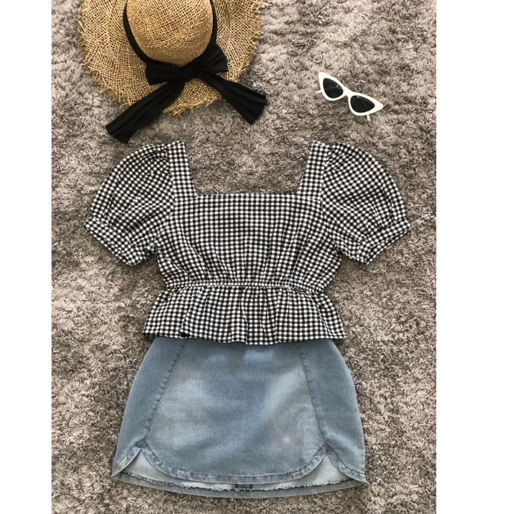 Áo croptop cổ vuông kẻ caro trẻ trung thương hiệu thời trang TK FASHION - SMKA128