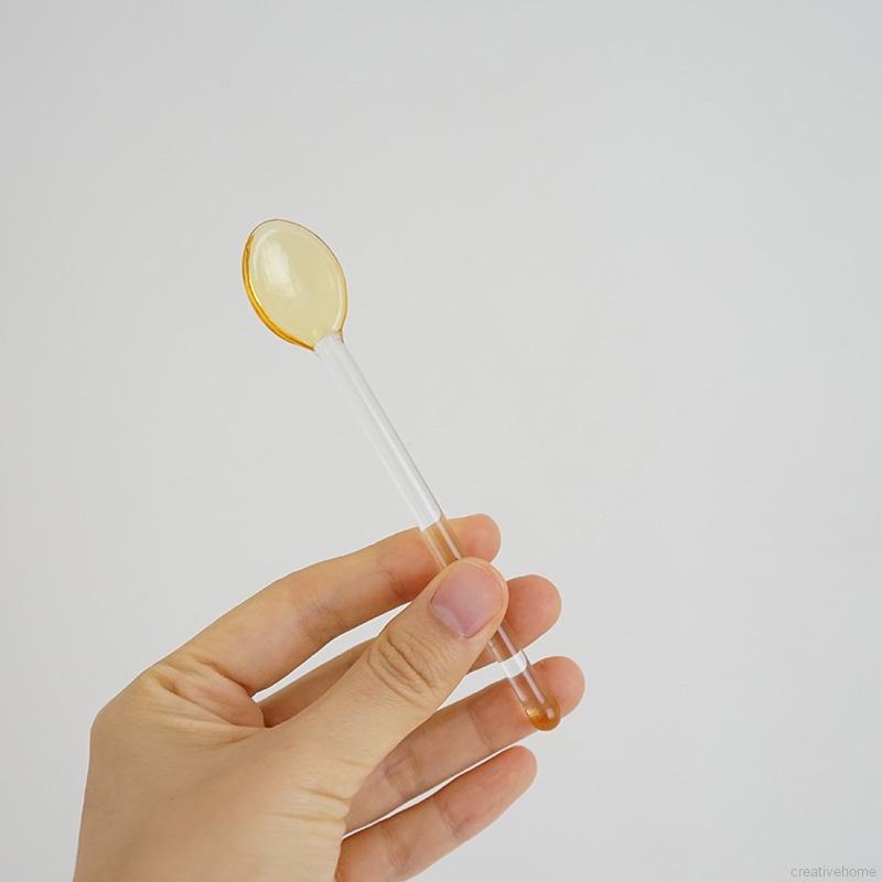 Kính Muỗng Thủy Tinh Nhiều Màu Sắc