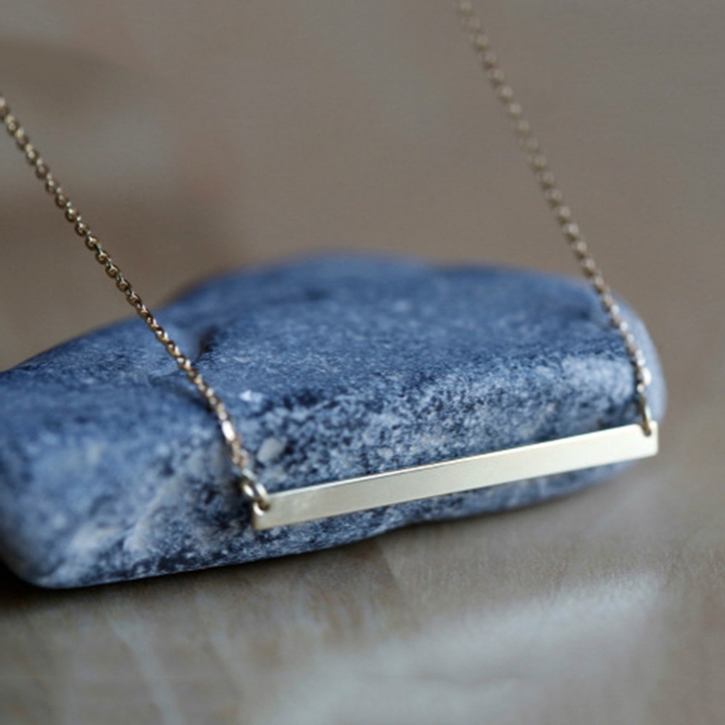 Vòng tay kim loại thiết kế đơn giản thời trang cho bạn nữ