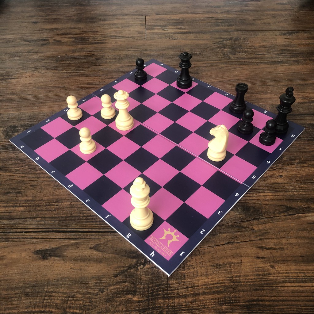 Bộ cờ vua tiêu chuẩn thi đấu WB  ROYALCHESS bàn  40cm*41cm