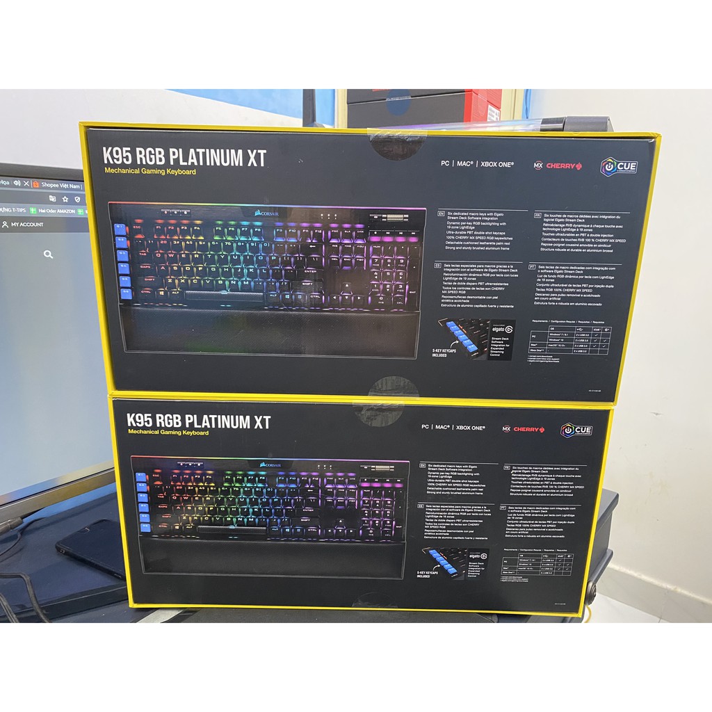 Bàn phím Corsair K95 RGB Platinum XT