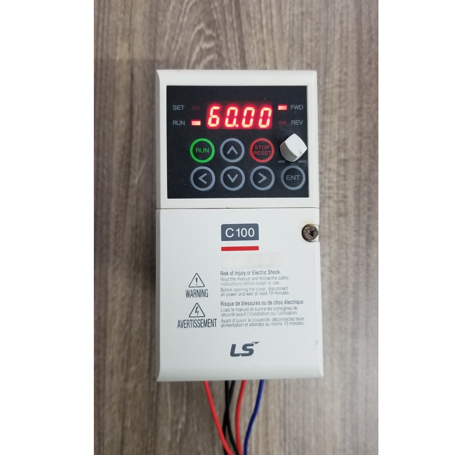 Biến tần LS LV0004C100 nguồn 220VAC công suất 0.4kW
