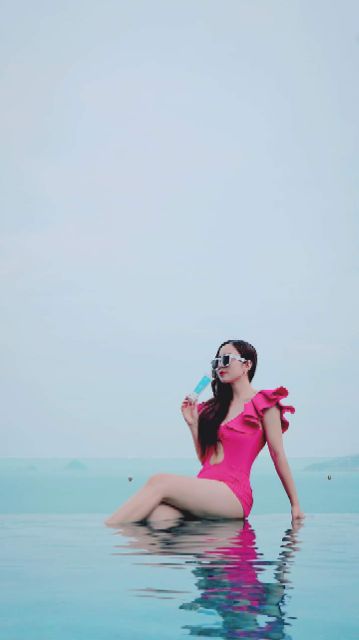 Bikini tay bèo cánh tiên lớn. Hàng như hình. | BigBuy360 - bigbuy360.vn