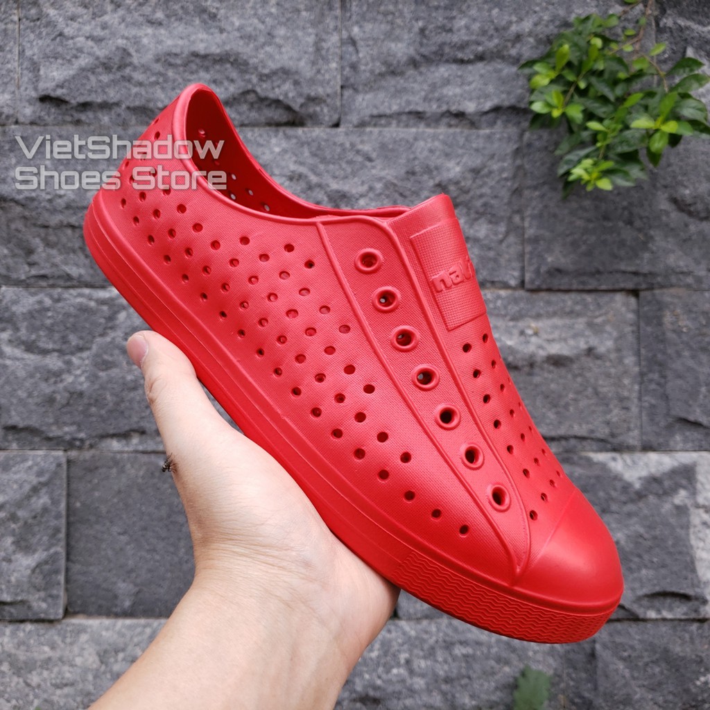 Giày nhựa siêu nhẹ nam nữ - Chất liệu nhựa xốp EVA siêu nhẹ thumbnail