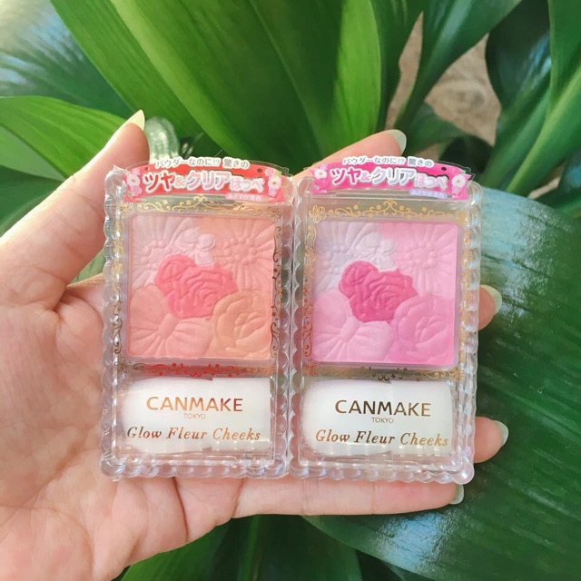 Phấn má hồng Canmake Glow Fleur Cheek Kèm cọ