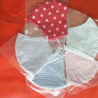 Khẩu trang kháng khuẩn 3 lớp