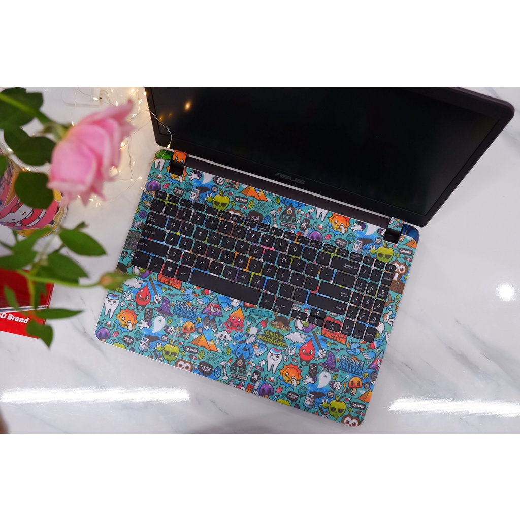 Skin dán laptop mẫu Stickerbomb stic263