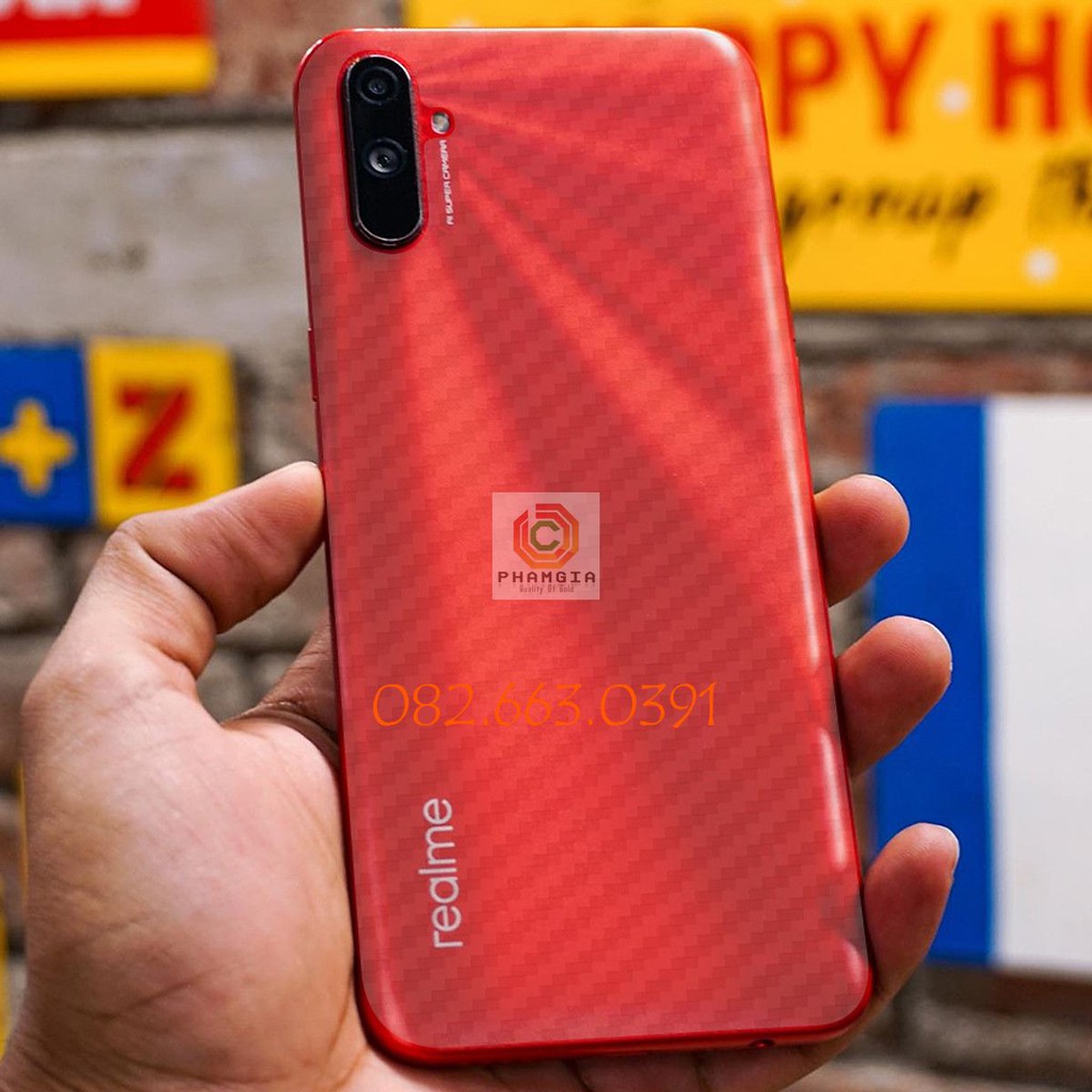 Miếng dán mặt lưng skin carbon Realme C3