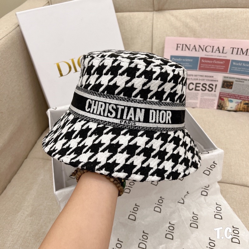 MŨ J’D THÊU LIKEAU