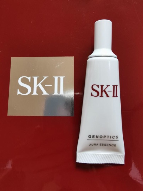 TINH CHẤT DƯỠNG TRẮNG DA SK-II GENOPTICS AURA ESSENCE 10ml