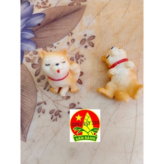 Mô hình con chó vàng trang trí mô hình