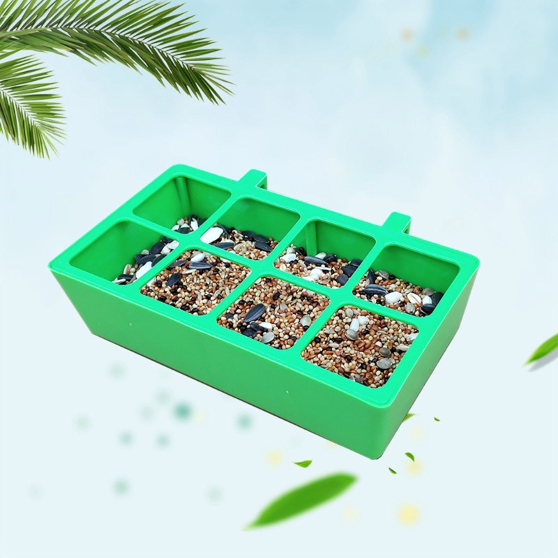Bát Đựng Thức Ăn / Nước Uống Có Móc Treo Lồng Chim Vẹt Bằng Nhựa