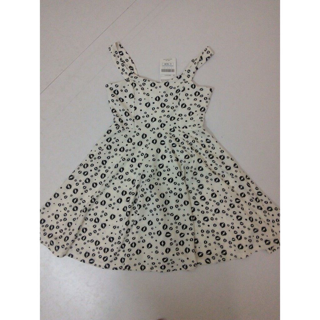 Hàng VNXK - Đầm xòe 2 dây họa tiết đôi môi D148 | BigBuy360 - bigbuy360.vn