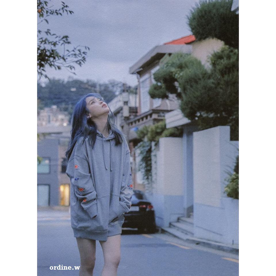 Sẵn_Áo hoodie IU in hình người ngoài hành tinh | BigBuy360 - bigbuy360.vn