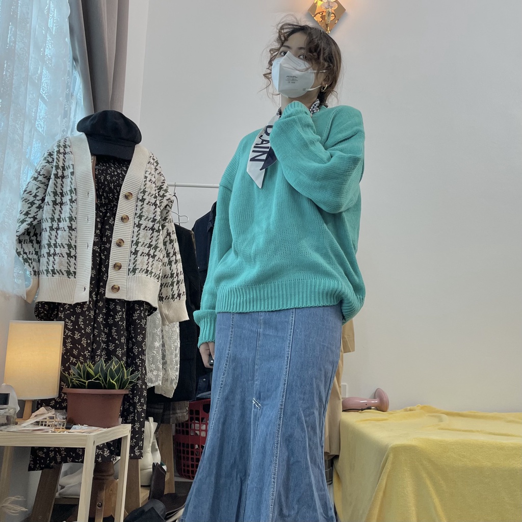 Kumi.vn áo len cổ tròn dáng rộng basic màu xanh và tím pastel