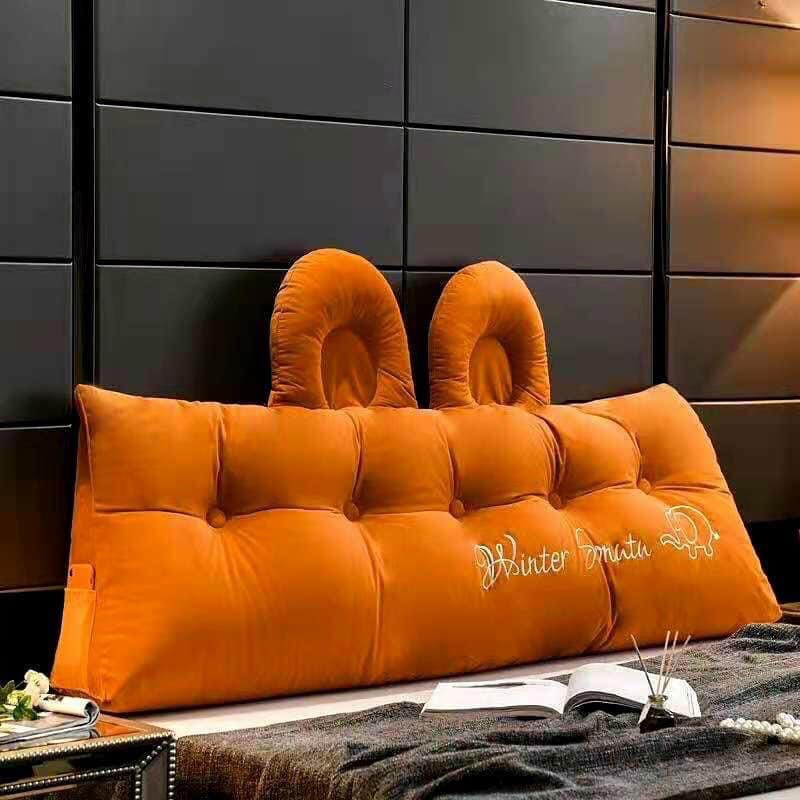 Gối tựa đầu giường mẫu hoàng đính khuy tai thỏ kích thước 1.5m và 1.8m