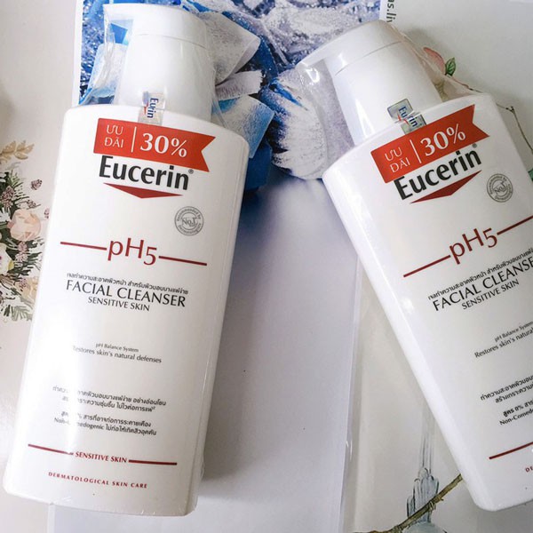 Sữa Rửa Mặt Eucerin PH5 Facial Cleanser Da Nhạy Cảm (400ml)