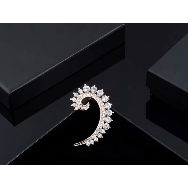 bông tai đeo vành tai cá tính, khuyên tai kẹp vành đính đá sang chảnh