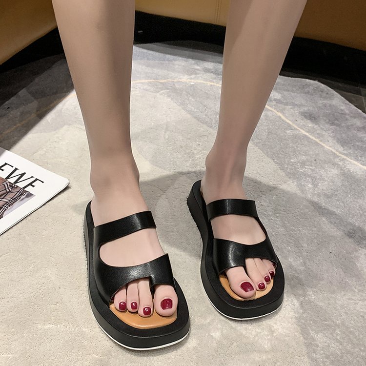 Dép Sandal Xỏ Ngón Đế Bằng Dày Dặn Mũi Vuông Thời Trang Dành Cho Nữ