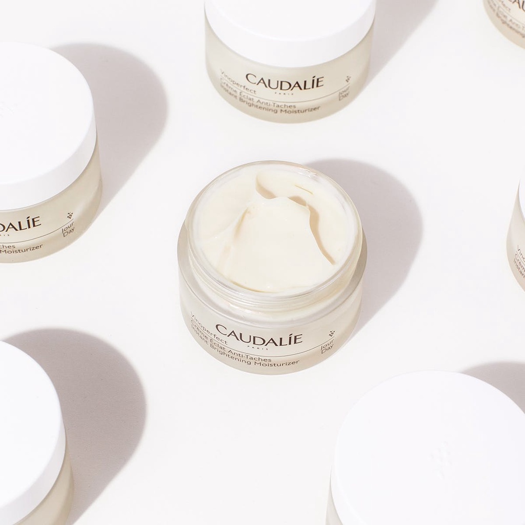 Kem dưỡng ban ngày Caudalie Vinoperfect spf 20