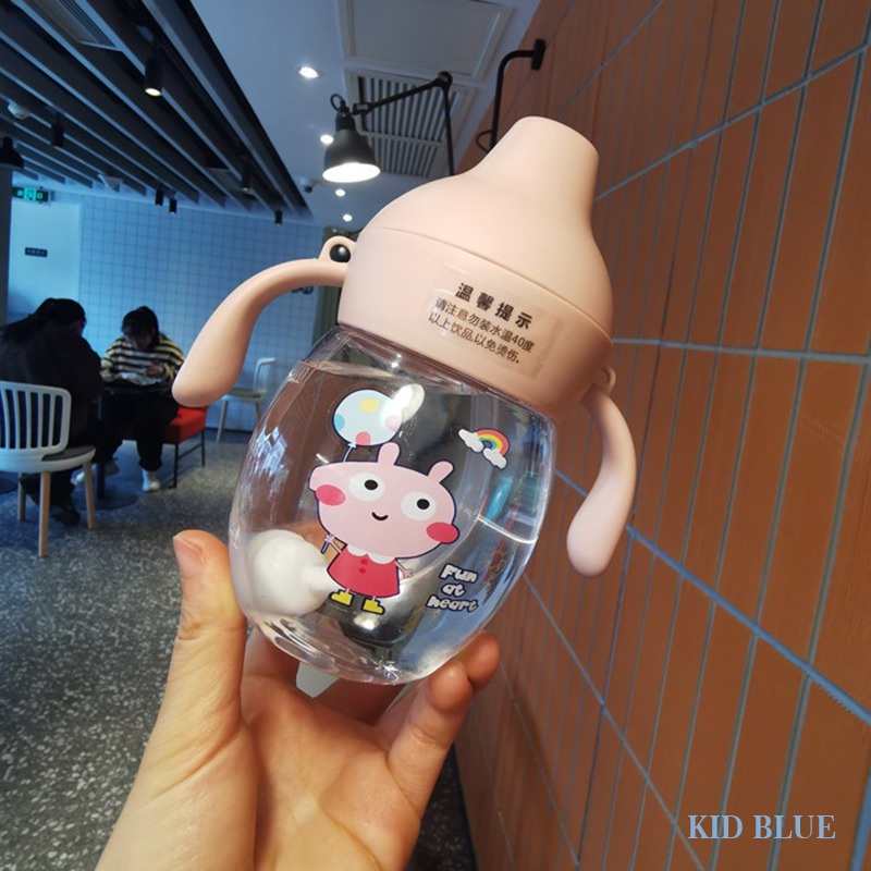 Bình Nước 300ML Bằng Nhựa Hình Chú Heo Hoạt Hình Dễ Thương Có Tay Cầm Tiện Dụng Cho Bé