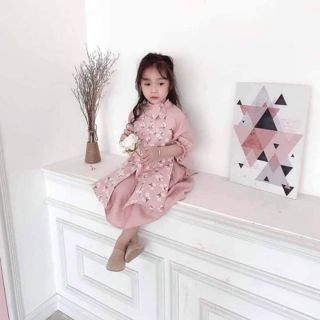Áo dài gấm hoa nhí