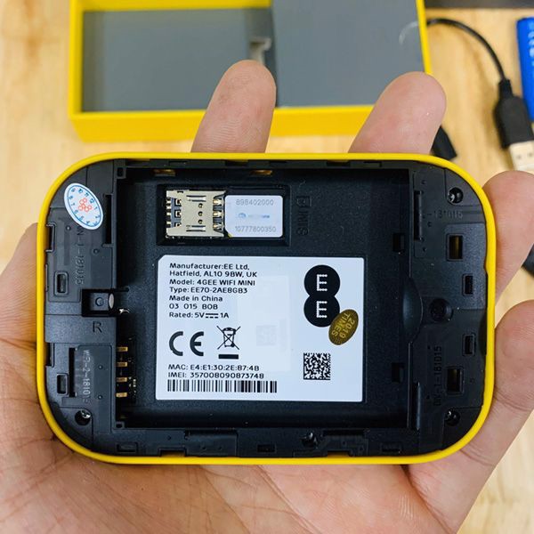 [Mã ELMS5 giảm 7% đơn 300K] Bộ phát wifi 4G ALCATEL EE70 tốc độ 150Mbps