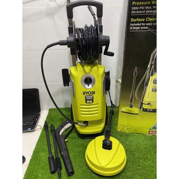 Máy rửa xe ryobi 2000w