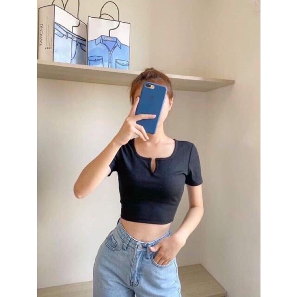 Áo croptop Cổ Khoét V Tay Ngắn A5187