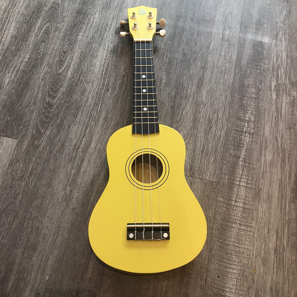 Đàn ukulele size 21 soprano sơn màu vàng cho người mới tập