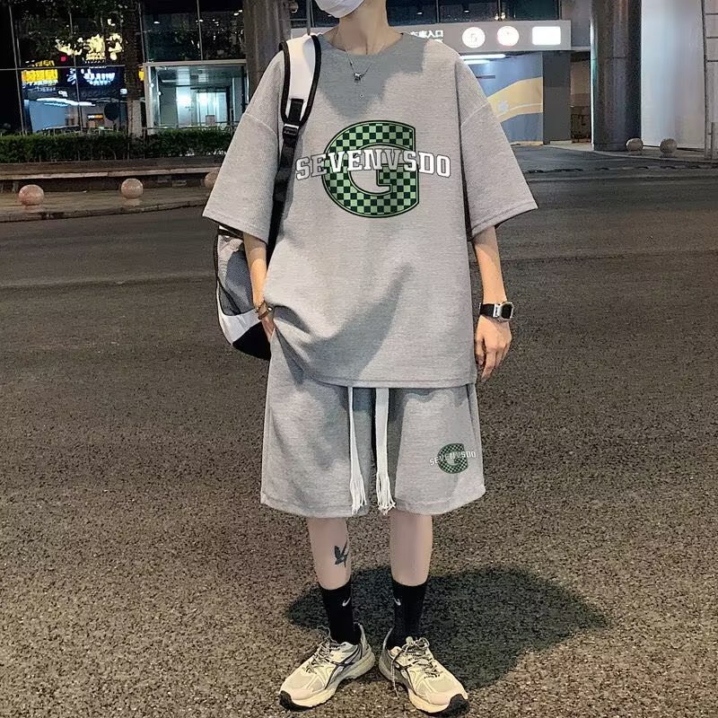 Bộ Đồ Thể Thao Áo Thun Cổ Tròn In Chữ G Phối Quần Short Dây Rút Thời Trang Mùa Hè Cho Nam Bộ thể thao mùa hè nam