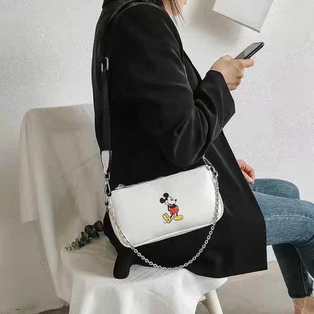 𝐌𝐢𝐜𝐤𝐞𝐲 2 dây