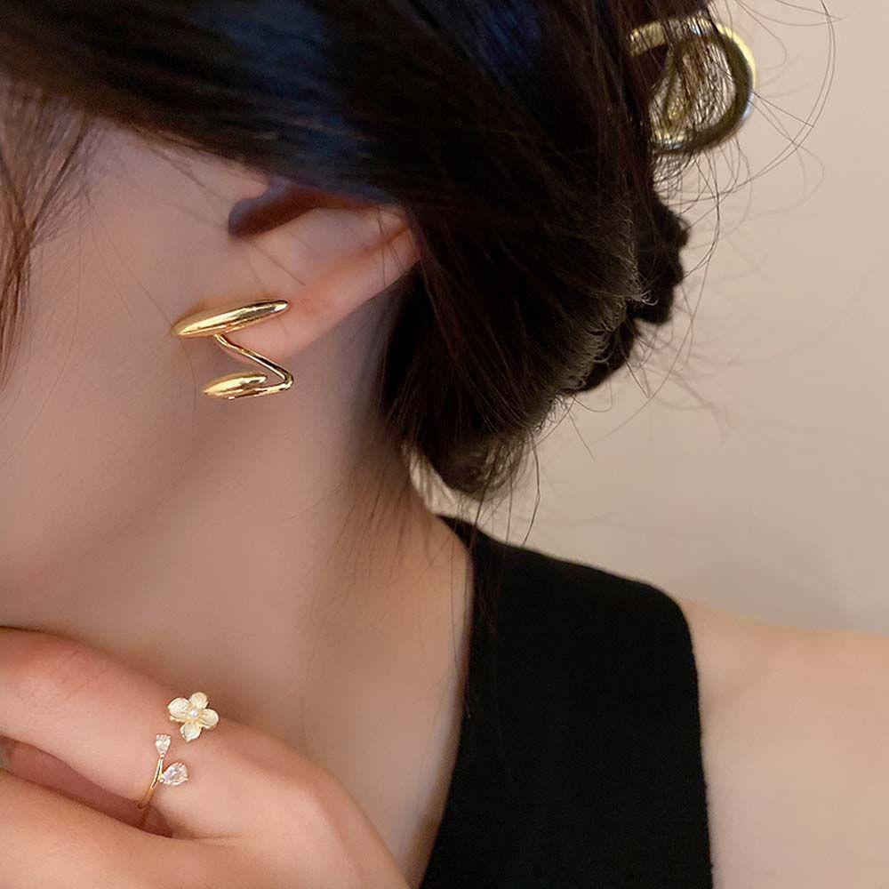 Khuyên Tai Xoắn Hình Chữ Z Đơn Giản Dành Cho Nữ