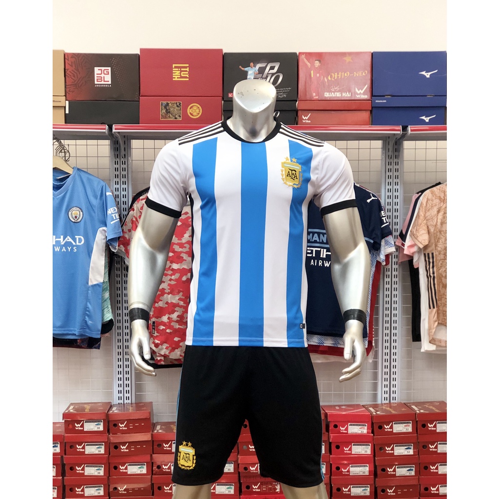 Đồ đá banh ARGENTINA sân nhà 3 sao vô địch W.C 2022 CÓ IN tên số