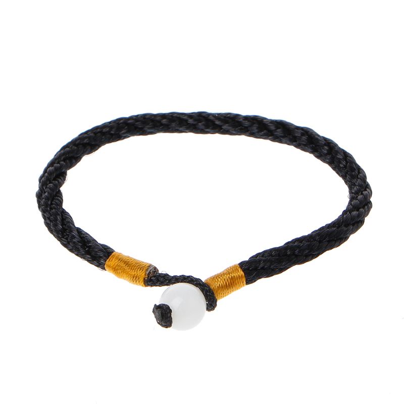 Vòng tay bện tình bạn màu đỏ làm thủ công