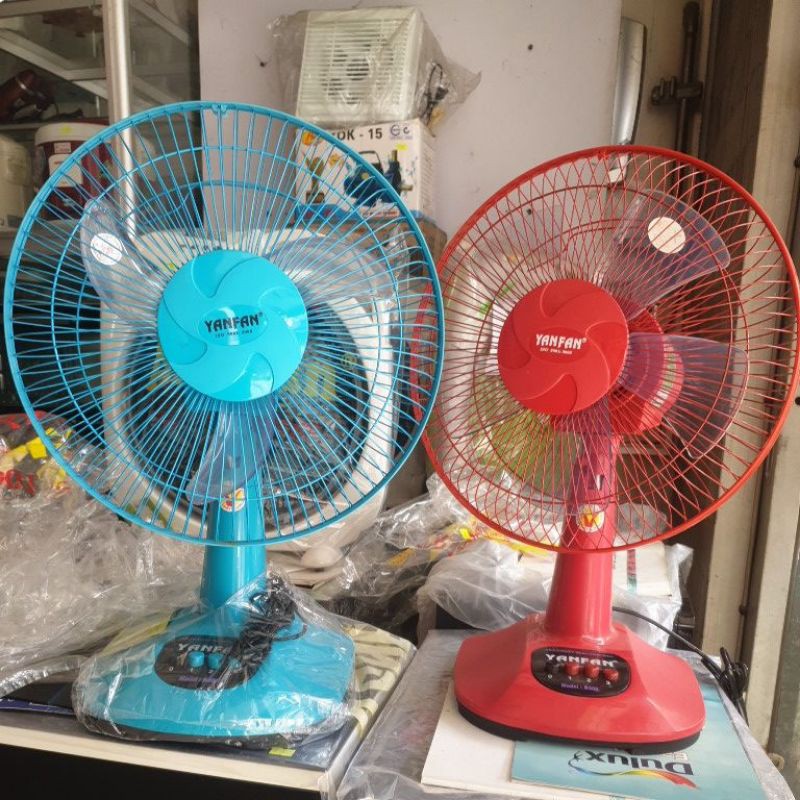 Quạt bàn YANFAN B302