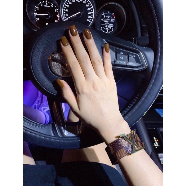 Vòng tay da các hãng