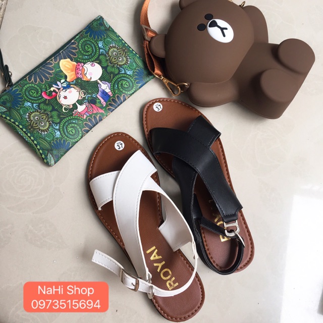 Sandal quai chéo dây gài