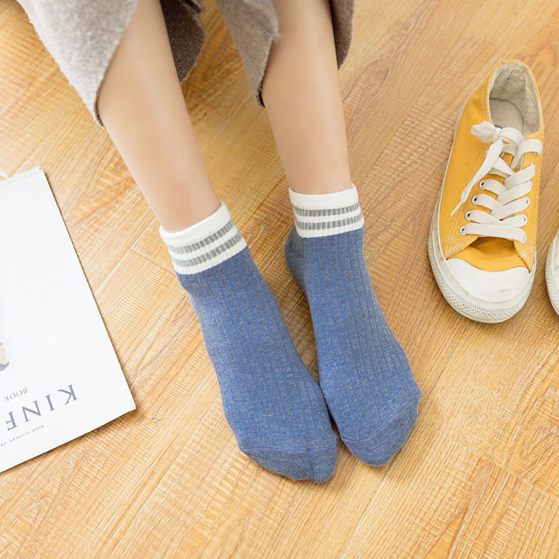 Vớ cotton họa tiết sọc ngang đơn giản xinh xắn dành cho nữ