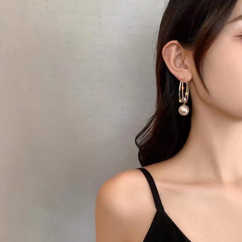 Bông Tai Ngọc Trai Thời Trang 2022 Độc Đáo