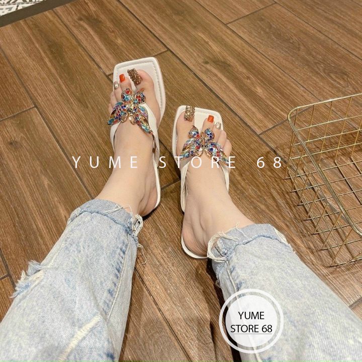 Dép Nữ YUME STORE68 Kẹp Bệt Xỏ Ngón Quai A Dây Mảnh Đính Charm Bướmm Đá 7 Màu Lấp Lánh Thời Trang Mới Rẻ Bền Đẹp