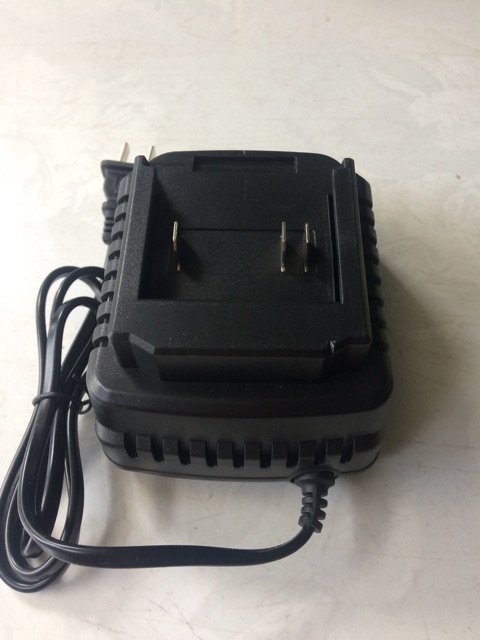 HP Sạc đế gài dùng pin makita 21v-2A