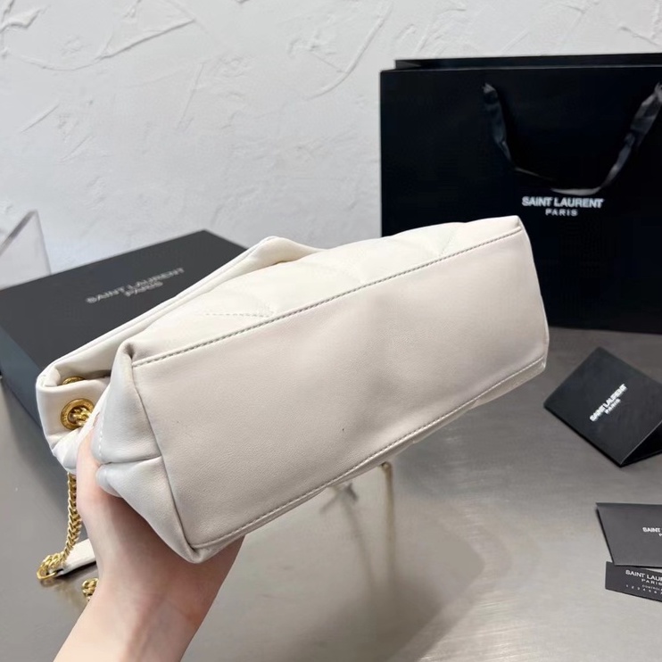 Túi Xách Đeo Vai Hình Đám Mây Phối Dây Xích Xếp Ly Màu Vàng Đen Cho Nữ777777