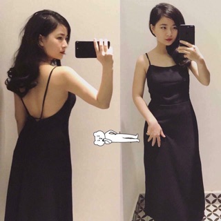 Đầm 2 dây hở lưng xẻ tà