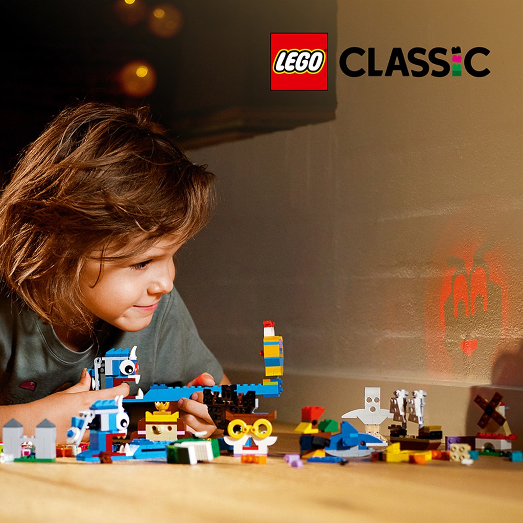 LEGO® Classic 11009 Gạch Sáng Tạo Kèm Đèn - 441 chi tiết