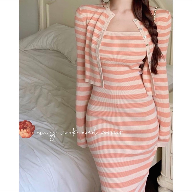 Set đầm len tăm ôm body hai dây và áo khoác cardigan