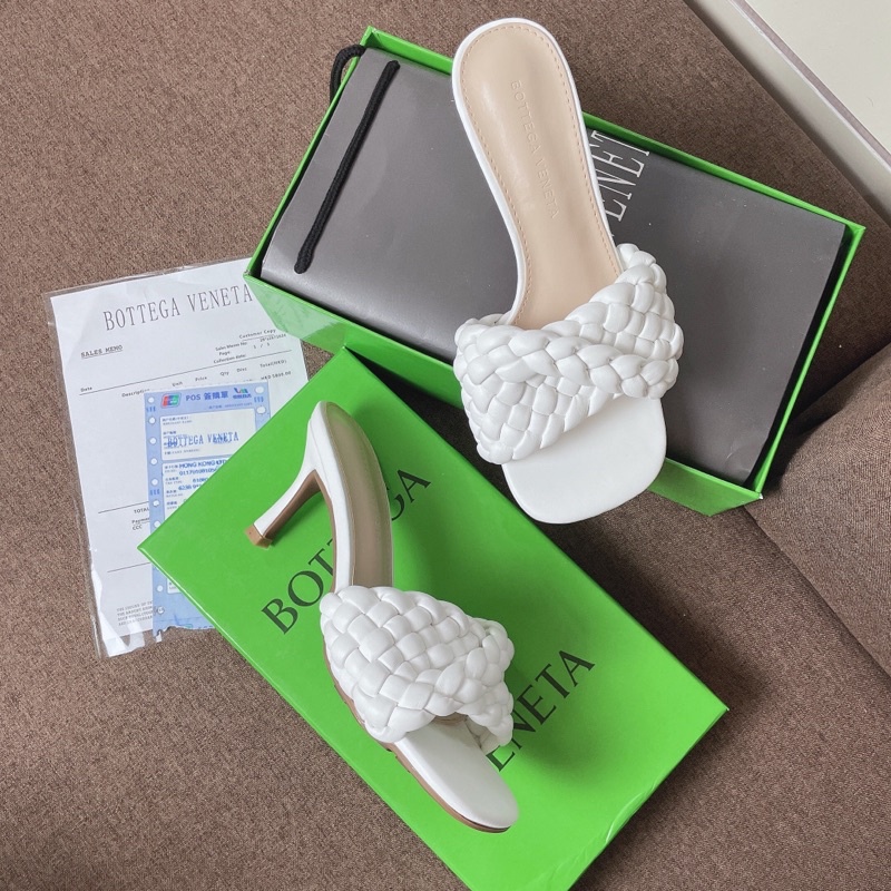 Guốc cao gót quai Tết siêu xinh hàng hộp xanh fullbox