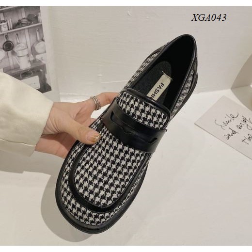 XGA043 Giày nữ vintage kẻ caro phong cách Hàn Quốc | BigBuy360 - bigbuy360.vn